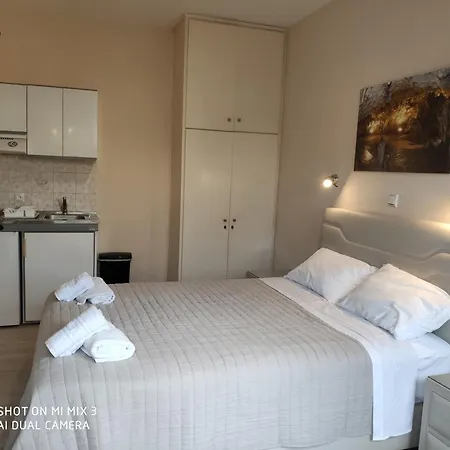 Apartment Theodora &
