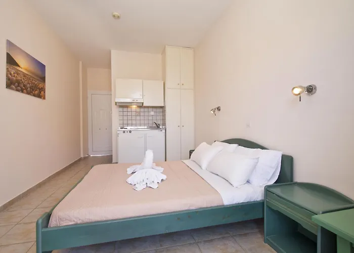 Theodora & * Skala (Kefalonia)