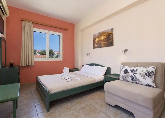 Apartment Theodora &