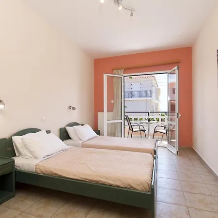 Apartament Theodora & *