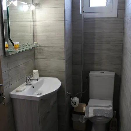 Theodora & Apartament *