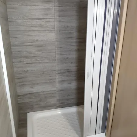 Theodora & Apartament *