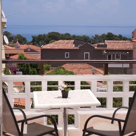Apartament Theodora & *
